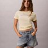 Κλασικό T-shirt με γραφικό λογότυπο από φελτ