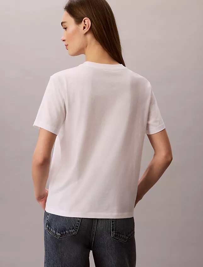 Κλασικό T-shirt με γραφικό λογότυπο από φελτ Κλασικό T-shirt με γραφικό λογότυπο από φελτ
