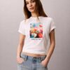 Κλασικό T-shirt με γραφικό λουλουδιών