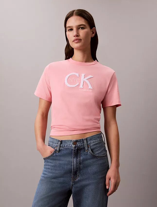 Κλασικό T-shirt με γραφικό Monogram Nyc Κλασικό T-shirt με γραφικό Monogram Nyc
