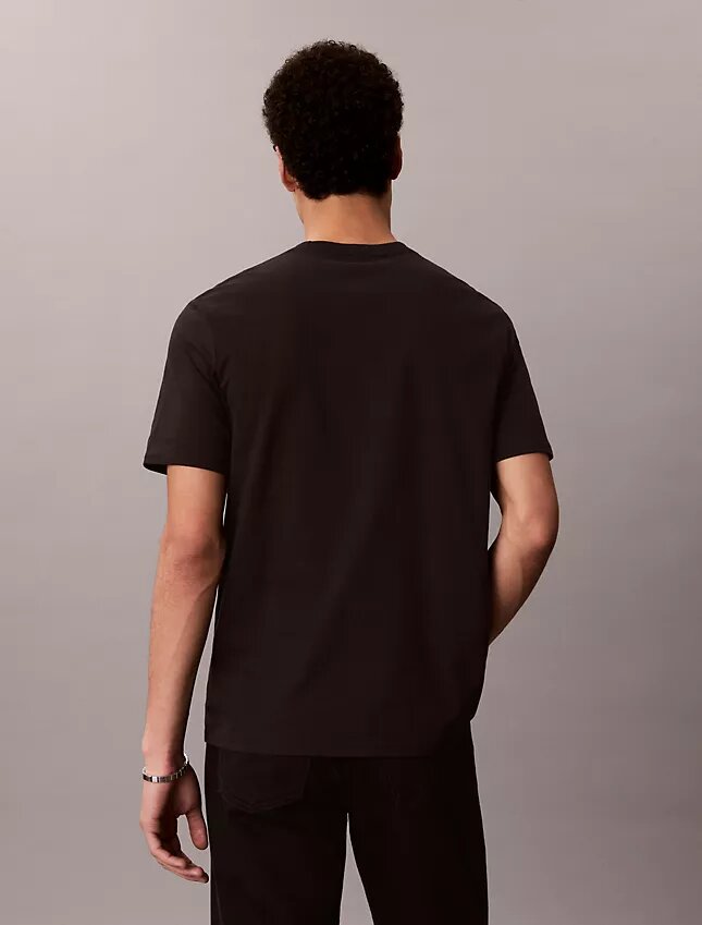 Κλασικό T-shirt με γραφικό μοτίβο Monogram Line Κλασικό T-shirt με γραφικό μοτίβο Monogram Line