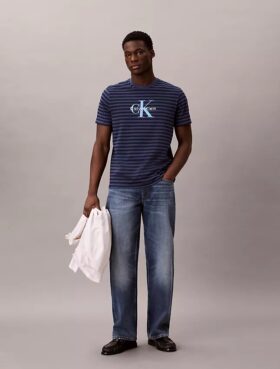 Κλασικό T-shirt με γραφικό ρίγα Monologo