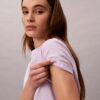 Κλασικό T-shirt με γραφικό Script Monologo Κλασικό T-shirt με γραφικό Script Monologo