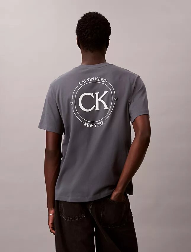 Κλασικό T-shirt με κυκλικό λογότυπο Κλασικό T-shirt με κυκλικό λογότυπο
