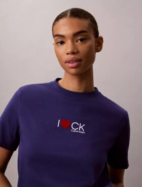 Κλασικό T-shirt με λογότυπο καρδιά
