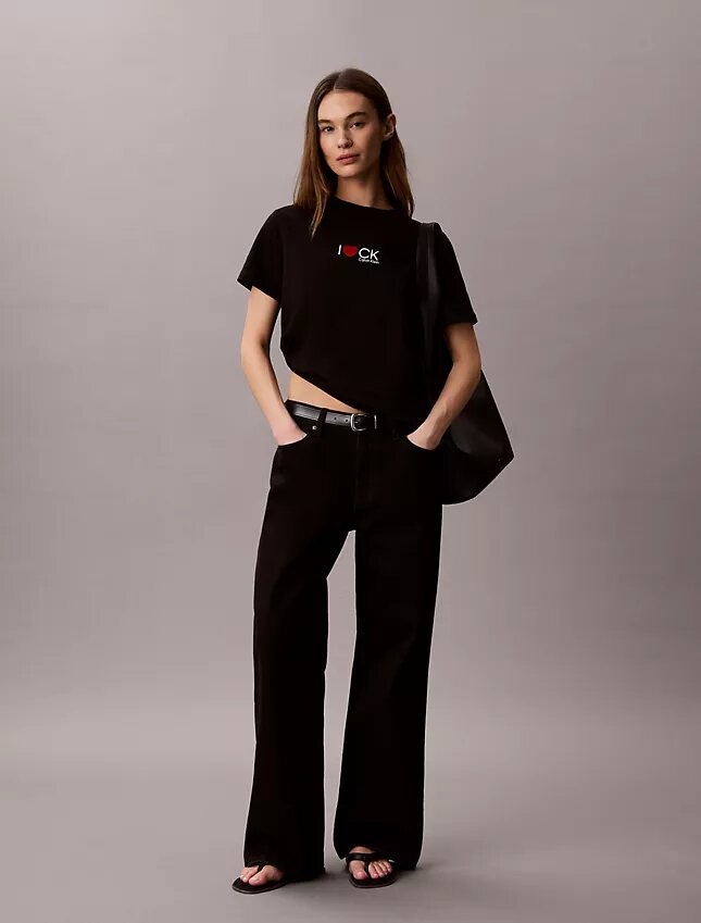 Κλασικό T-shirt με λογότυπο καρδιά Κλασικό T-shirt με λογότυπο καρδιά