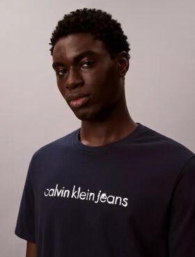 Κλασικό T-shirt με λογότυπο σε μικρά γράμματα