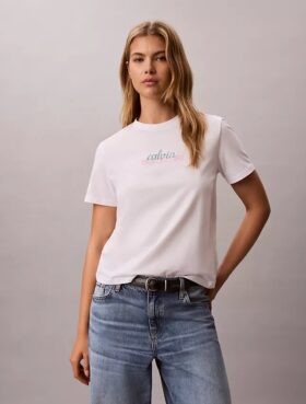 Κλασικό T-shirt με πολυεπίπεδο λογότυπο
