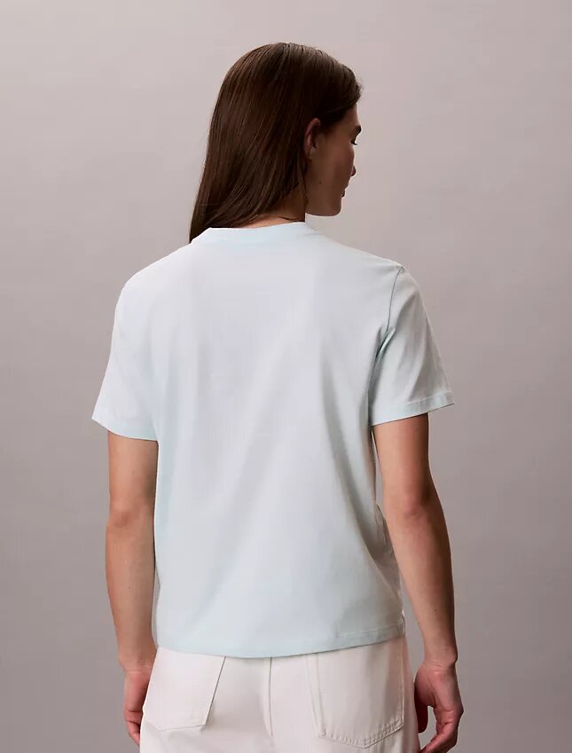 Κλασικό T-shirt με πολυεπίπεδο λογότυπο Κλασικό T-shirt με πολυεπίπεδο λογότυπο