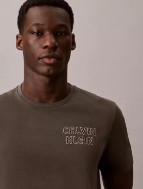 Κλασικό T-shirt με ρετρό λογότυπο