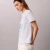Κλασικό T-shirt με σχέδιο μαργαρίτα Κλασικό T-shirt με σχέδιο μαργαρίτα