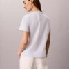 Κλασικό T-shirt με σχέδιο μαργαρίτα Κλασικό T-shirt με σχέδιο μαργαρίτα