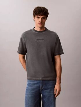 Κλασικό T-shirt με στρογγυλό λαιμό και ξεθωριασμένο λογότυπο
