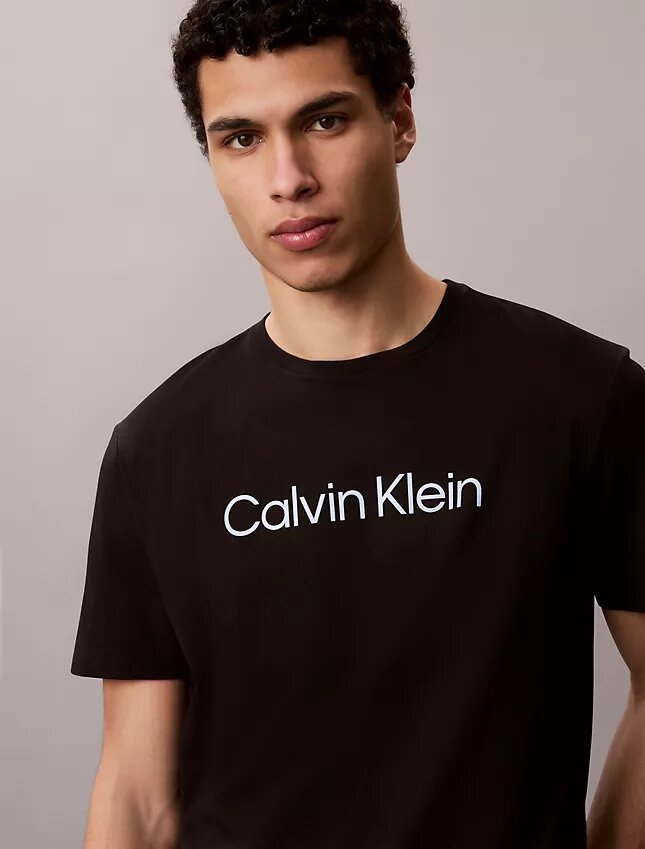 Κλασικό T-shirt με τυπικό λογότυπο Κλασικό T-shirt με τυπικό λογότυπο
