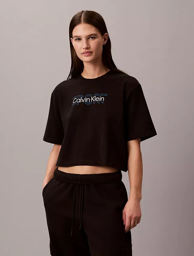 Κοντό, φαρδύ T-shirt για τις μετακινήσεις Κοντό, φαρδύ T-shirt για τις μετακινήσεις