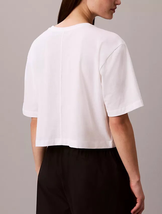 Κοντό, φαρδύ T-shirt για τις μετακινήσεις Κοντό, φαρδύ T-shirt για τις μετακινήσεις