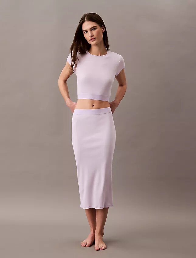 Κοντό μπλουζάκι από Cotton Stretch ύφασμα Κοντό μπλουζάκι από Cotton Stretch ύφασμα