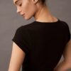 Κοντό μπλουζάκι από Cotton Stretch ύφασμα Κοντό μπλουζάκι από Cotton Stretch ύφασμα