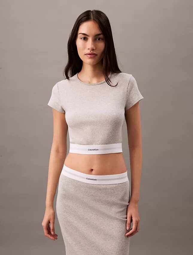 Κοντό μπλουζάκι από Cotton Stretch ύφασμα Κοντό μπλουζάκι από Cotton Stretch ύφασμα