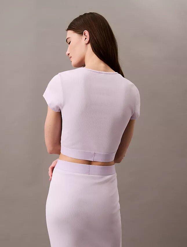 Κοντό μπλουζάκι από Cotton Stretch ύφασμα Κοντό μπλουζάκι από Cotton Stretch ύφασμα