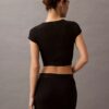 Κοντό μπλουζάκι από Cotton Stretch ύφασμα Κοντό μπλουζάκι από Cotton Stretch ύφασμα
