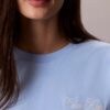 Κοντό μπλουζάκι με γραφικό Calvin Klein σε καλλιγραφικά γράμματα