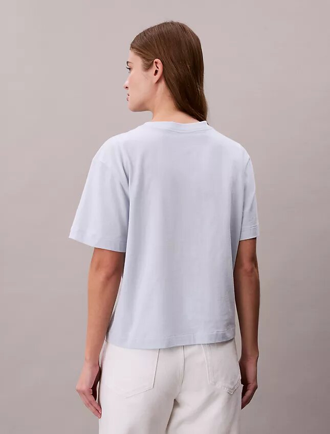 Κουμπωτό T-shirt με κεντημένο λογότυπο Κουμπωτό T-shirt με κεντημένο λογότυπο