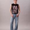 Marc Hundley Pride Viva Love Ανεπίσημο αμάνικο μπλουζάκι Marc Hundley Pride Viva Love Ανεπίσημο αμάνικο μπλουζάκι