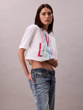 Marc Hundley Pride Viva Love Κοντό, άνετο T-shirt