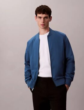 Ματ μπουφάν bomber
