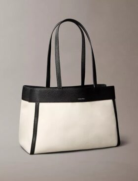 Μεσαία τσάντα tote από καμβά με Monogram