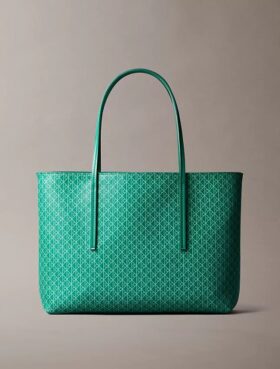 Μικρή τσάντα tote με λογότυπο σε όλη την επιφάνεια και θήκη