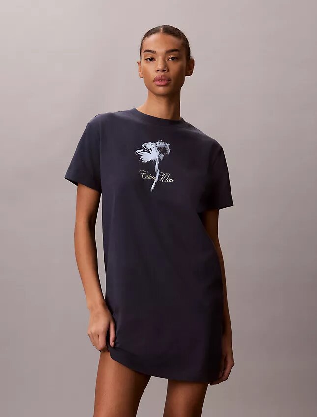 Μίνι φόρεμα T-shirt με floral σχέδιο Μίνι φόρεμα T-shirt με floral σχέδιο