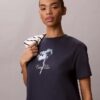 Μίνι φόρεμα T-shirt με floral σχέδιο Μίνι φόρεμα T-shirt με floral σχέδιο