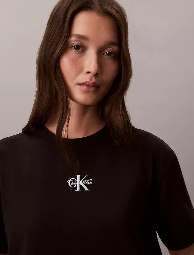 Μίνι φορέμα T-shirt Monologo Μίνι φορέμα T-shirt Monologo