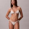Μονόχρωμο Bikini με δέσιμο στα πλάγια Κάτω μέρη Μονόχρωμο Bikini με δέσιμο στα πλάγια Κάτω μέρη