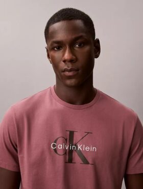Monologo Tee