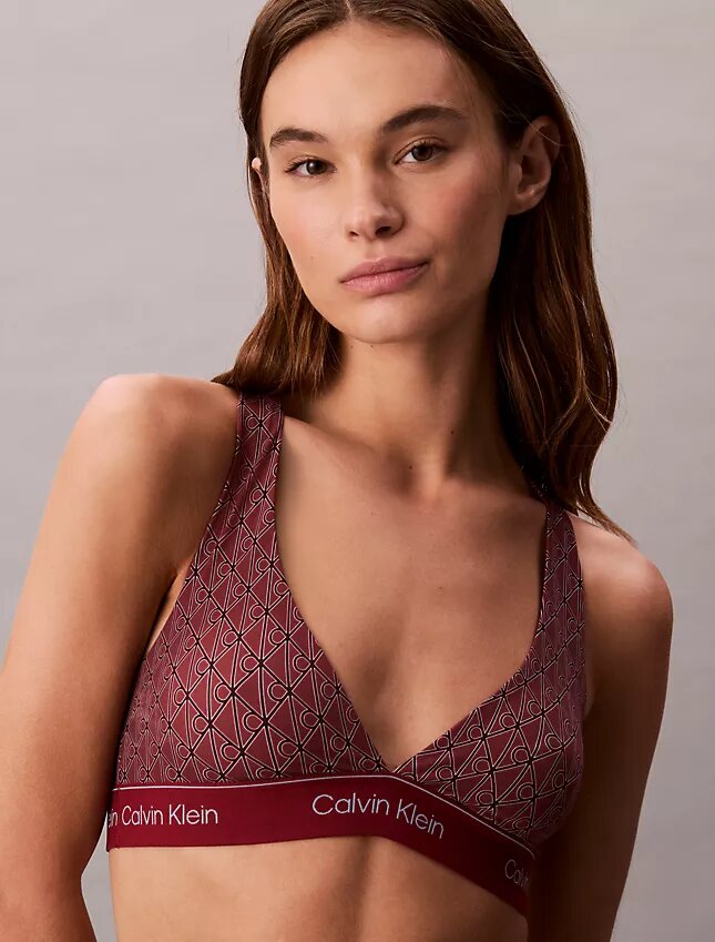 Μοντέρνο Bikini με λογότυπο και πλάτη τύπου racerback Μοντέρνο Bikini με λογότυπο και πλάτη τύπου racerback