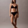 Μοντέρνο Bikini με λογότυπο στα κάτω μέρη Μοντέρνο Bikini με λογότυπο στα κάτω μέρη