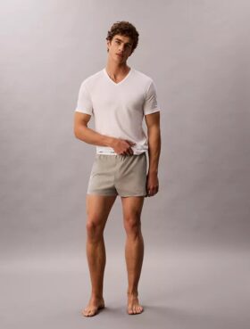 Μπλούζα με V λαιμόκοψη από Cotton Stretch μείγμα βαμβακιού, σε συσκευασία 3 τεμαχίων