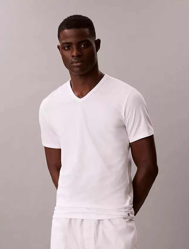 Μπλούζα με V λαιμόκοψη από Cotton Stretch μείγμα βαμβακιού, σε συσκευασία 3 τεμαχίων Μπλούζα με V λαιμόκοψη από Cotton Stretch μείγμα βαμβακιού, σε συσκευασία 3 τεμαχίων