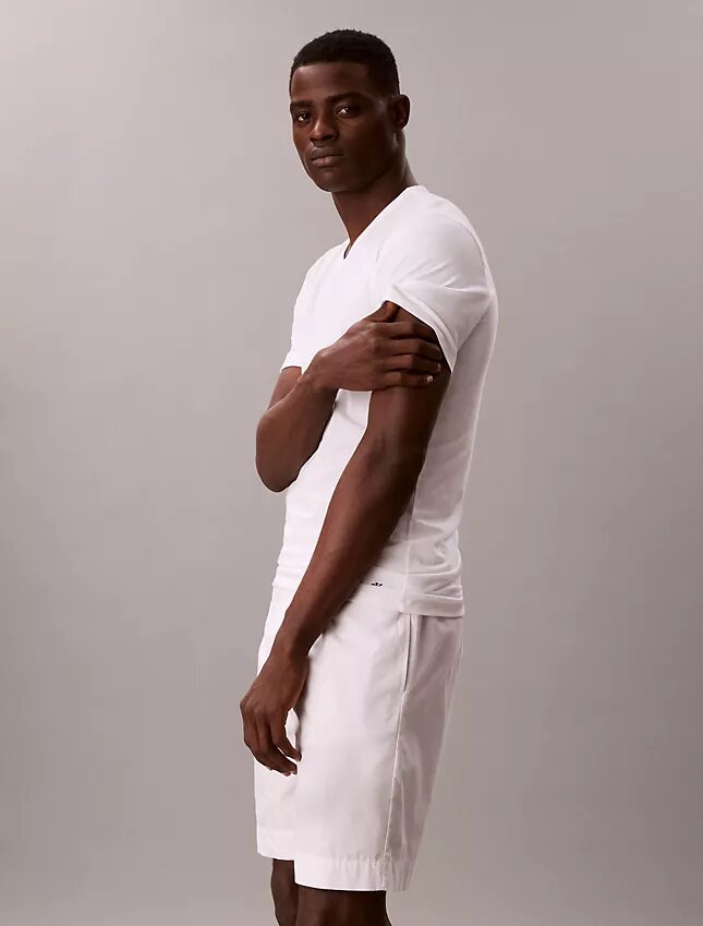 Μπλούζα με V λαιμόκοψη από Cotton Stretch μείγμα βαμβακιού, σε συσκευασία 3 τεμαχίων Μπλούζα με V λαιμόκοψη από Cotton Stretch μείγμα βαμβακιού, σε συσκευασία 3 τεμαχίων