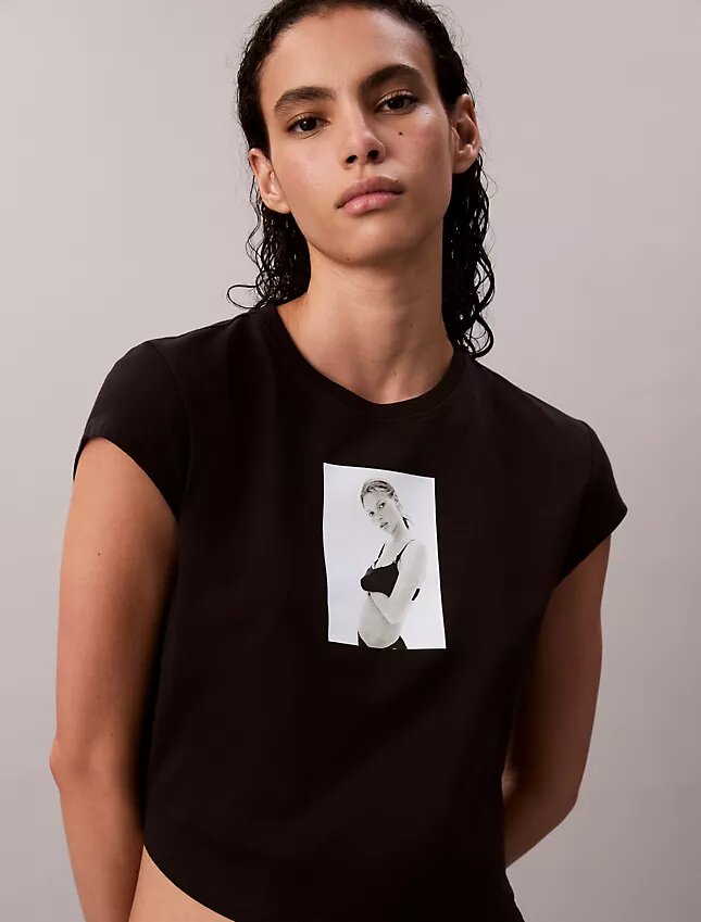 Μπλουζάκι με γραφικό Kate Moss Μπλουζάκι με γραφικό Kate Moss