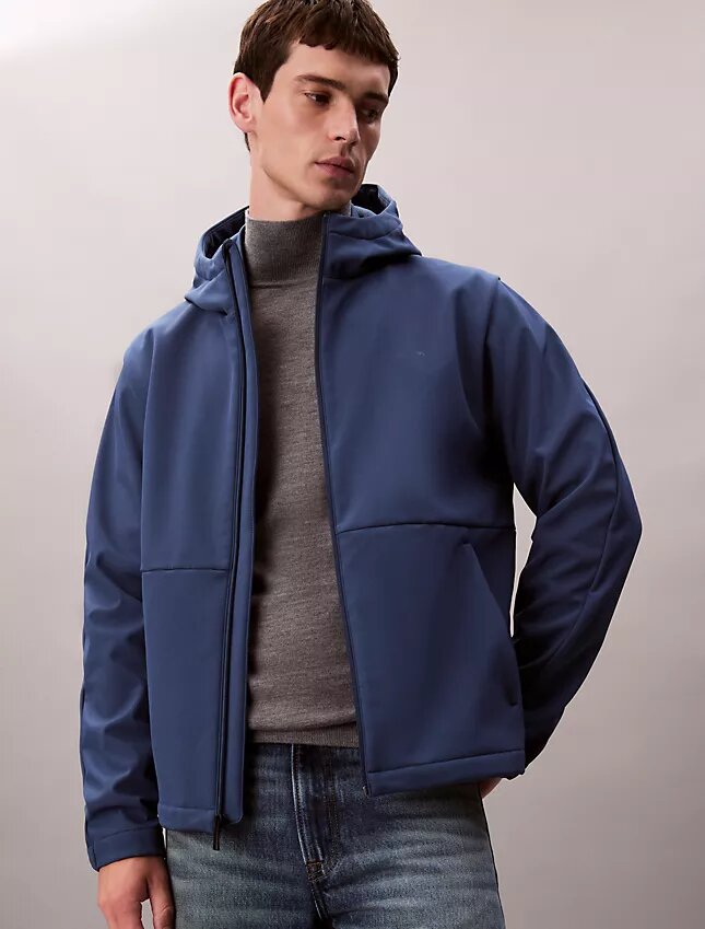Μπουφάν Softshell με κουκούλα και φερμουάρ Μπουφάν Softshell με κουκούλα και φερμουάρ