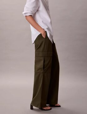 Παντελόνια Cargo από μαλακό twill