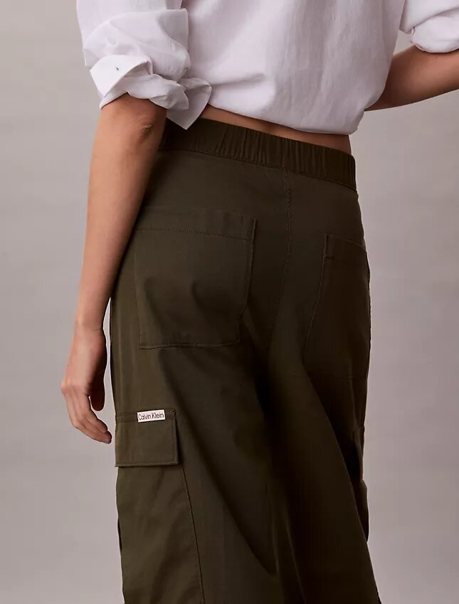 Παντελόνια Cargo από μαλακό twill Παντελόνια Cargo από μαλακό twill