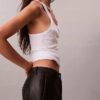 Παντελόνια χαλαρής γραμμής από συνθετικό δέρμα Παντελόνια χαλαρής γραμμής από συνθετικό δέρμα