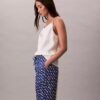 Παντελόνια με φαρδιά πόδια από τυπωμένο βισκόζη