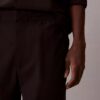 Παντελόνια Seersucker με ίσια γραμμή