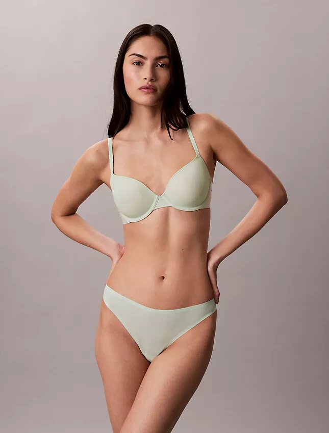 Perfectly Fit Εξαιρετικά ελαφρύ Thong Perfectly Fit Εξαιρετικά ελαφρύ Thong